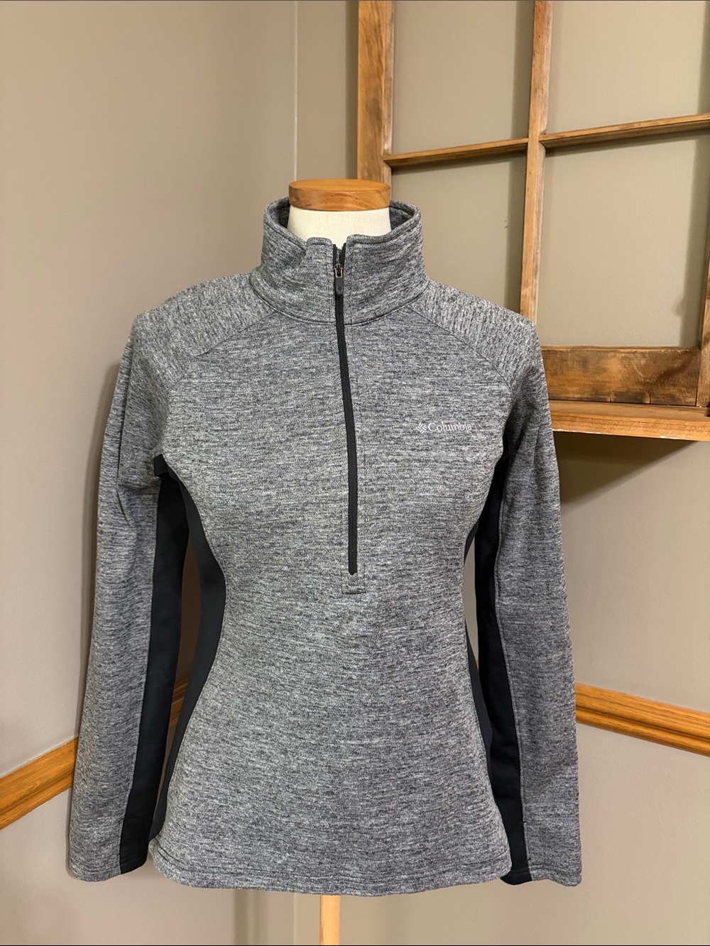 Columbia Women's Grey and Black Quarter-Zip Pullover
